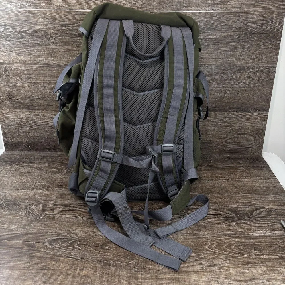 L.L.Bean Continental Backpack Men's Green Canvas Outdoor Padded Rucksack Hiking
